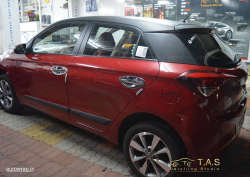 i20 glossy black roof wrap